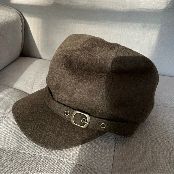 Free People | Accessories | Free People Suede Lieutenant Hat  display picture 3